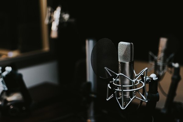 Découvrez le studio podcast à toulouse : enregistrement parfait !